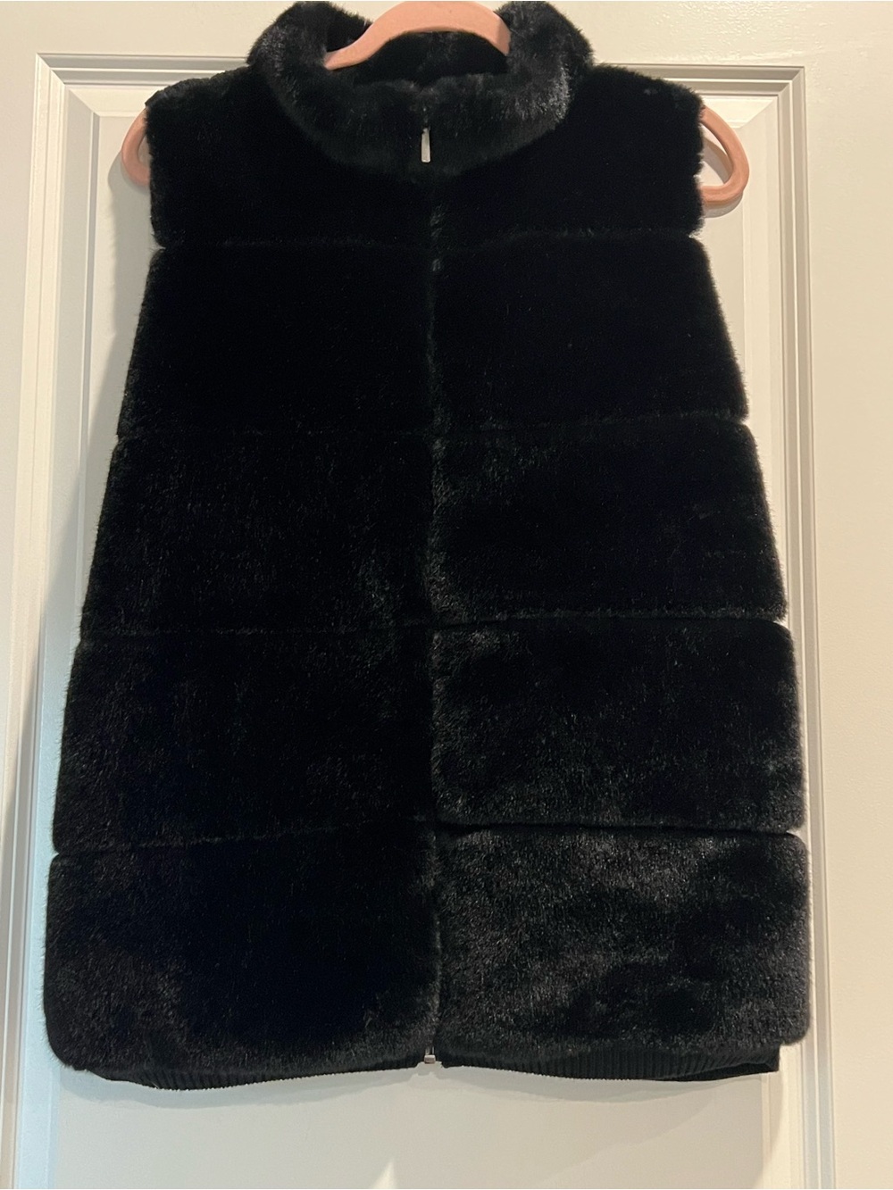 Chico's Black Faux Fur Vest with Sweater Back. Gorgeous!!